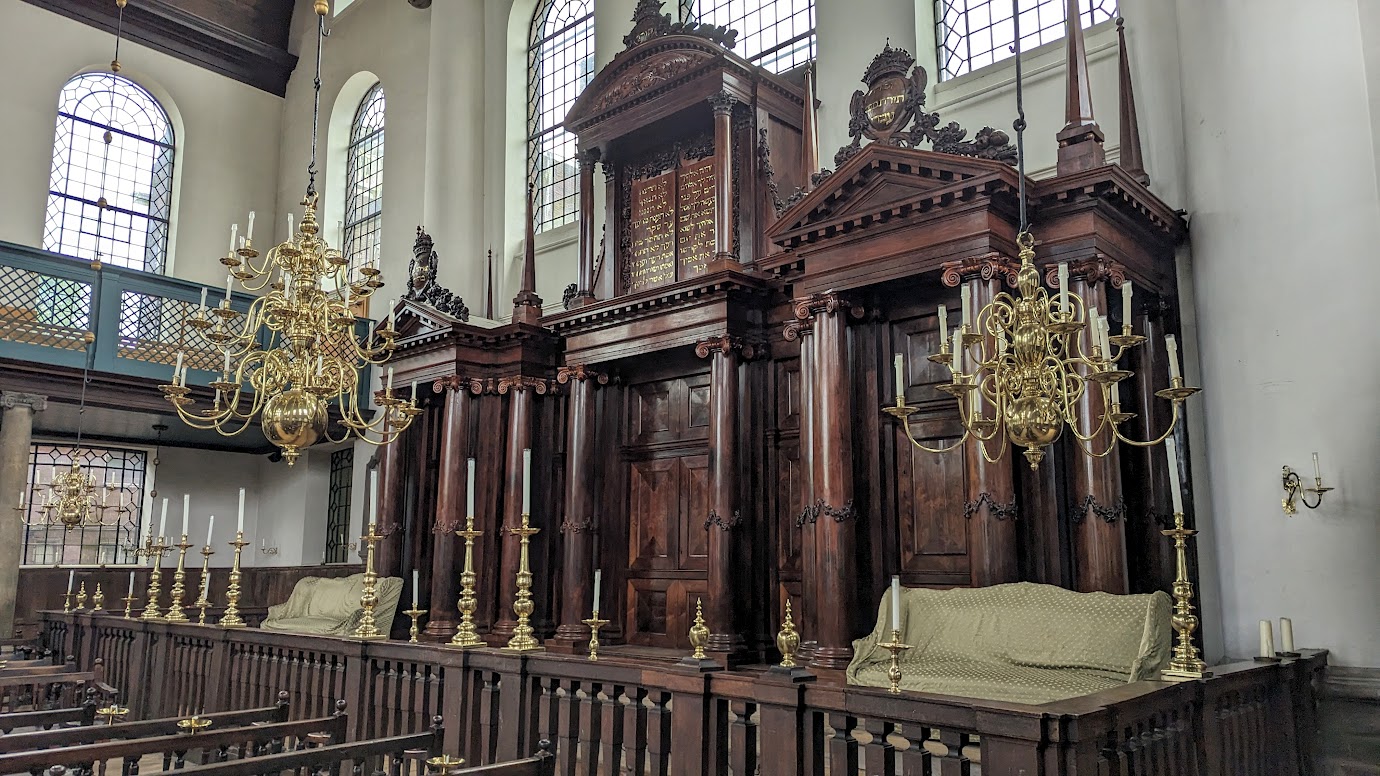 /img/amsterdam/synagogue.jpg