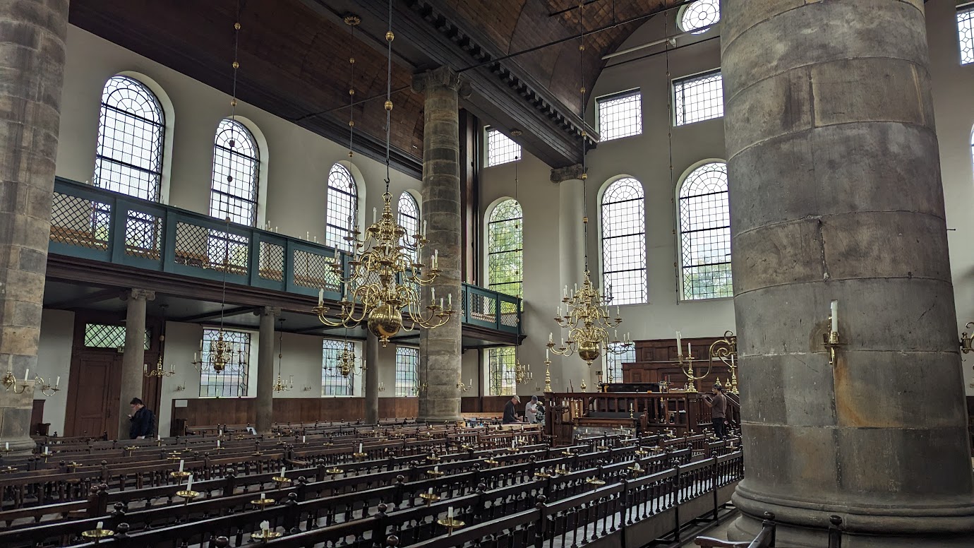 /img/amsterdam/synagogue2.jpg